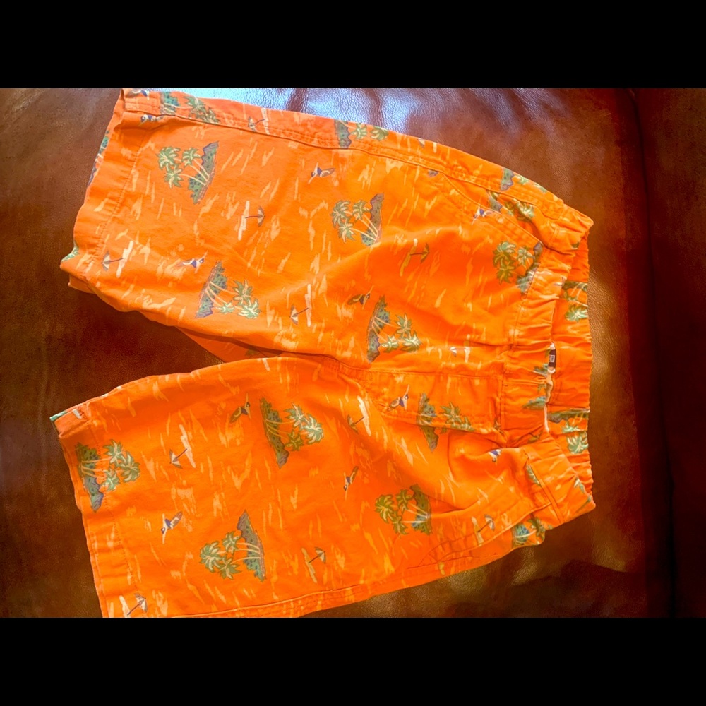 Uniqlo shorts size 7-8 boy